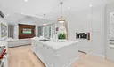 218 Seabreeze Avenue Photo