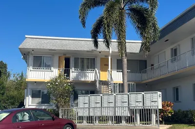 2840 Cynthia Lane #207 1