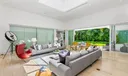 228 Seabreeze Avenue Photo