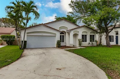 1414 E Harmony Lake Cir 1