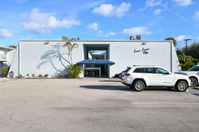 725 Hummingbird Way #109