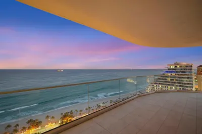 153 N Seabreeze Boulevard #2202-S 1