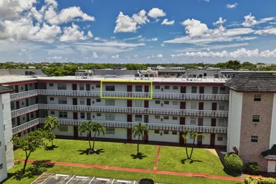 4140 NW 44TH Avenue #411 1