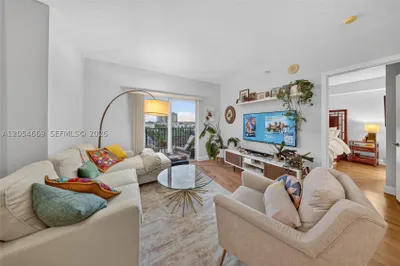 1627 SW 37th Ave #401 1