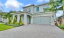 4624 Greenway Dr Photo