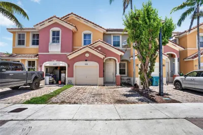 16651 SW 79th Ter 1