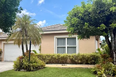 7557 SW 164th Ct 1