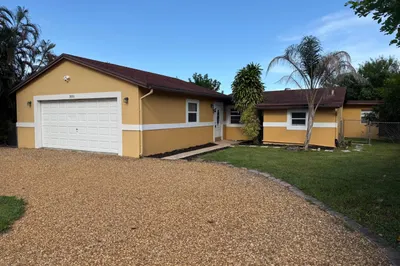 3830 Davis Road 1
