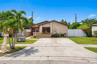 12422 SW 199th St 1