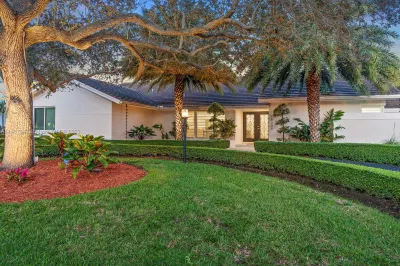 16309 SW 77 Ct 1