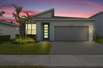 12767 SW Phoenix Drive 1