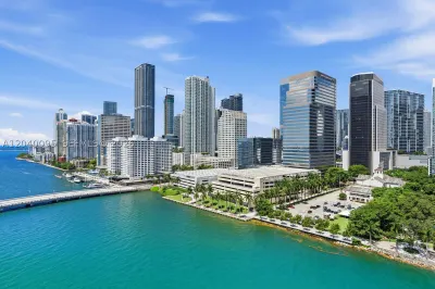 701 Brickell Key Blvd #1903 1