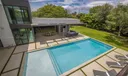 7425 Howard Dr Photo