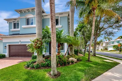 40 Country Lake Circle 1