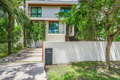 288 Palm Ave 1