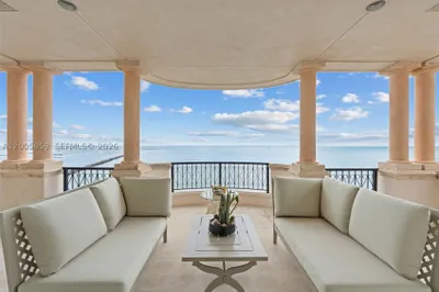 7282 Fisher Island Dr #7282 1