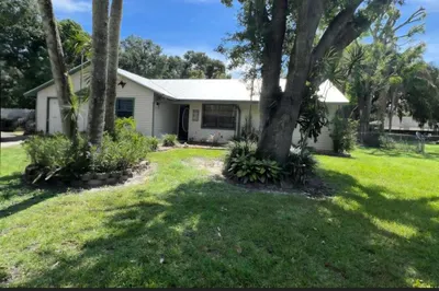 1396 SW 19th Terrace 1