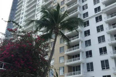 801 Brickell Key Blvd #2608 1