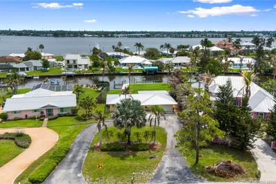 2155 SW Mapp Road 1