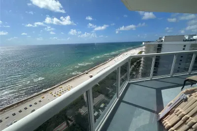 6301 Collins Ave #2402 1