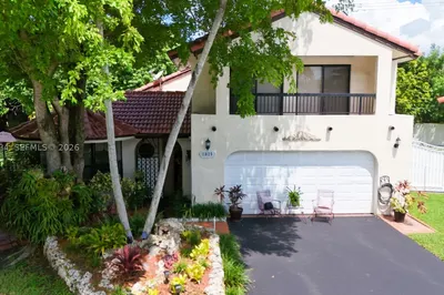 11825 SW 104th Ter 1