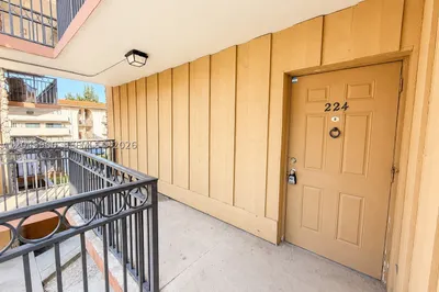 4850 SW 63rd Ter #224 1