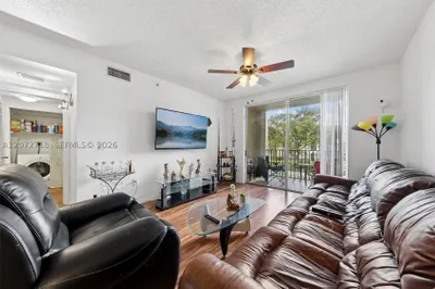 2280 E Preserve Way #204 1