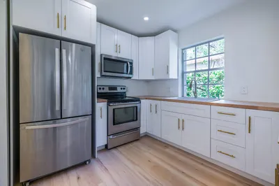 20 NE 169TH Street #1-2 1