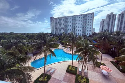 19380 Collins Ave #404 1