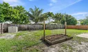 9 Windsor Road E Photo