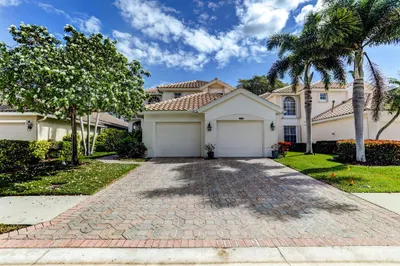 1027 Diamond Head Way
