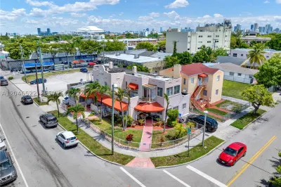 829 SW 19th Ave 1