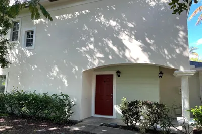 4335 Emerald Vista 1
