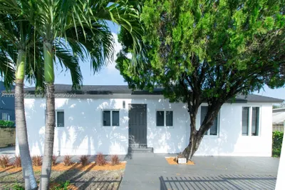 2324 NW 14th Ave 1
