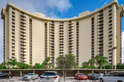 2480 Presidential Way #1101 1