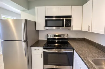 2631 SW 13TH Avenue #2 1