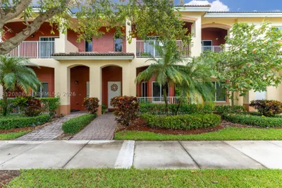2324 SE 17th Ter 1