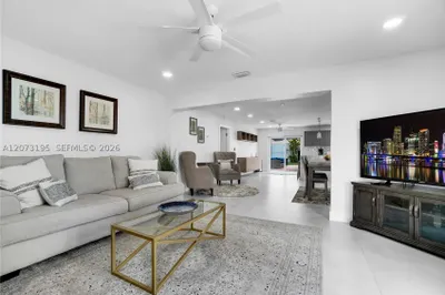 617 NW 30th Ct 1