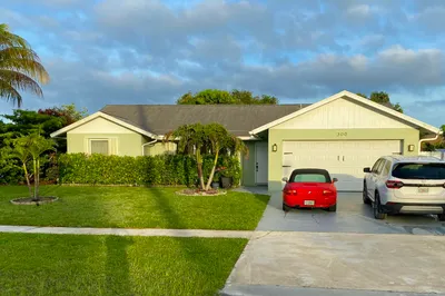 300 La Mancha Avenue 1