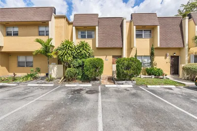 5617 Blueberry Court #149 1