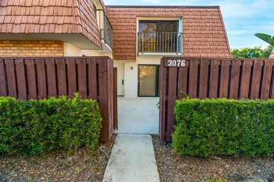 3076 SW Sunset Trace Circle 1