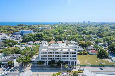 3250 Grand Ave #507 1