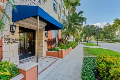 720 S Sapodilla Avenue #106 1