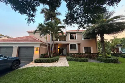 3041 Perriwinkle Circle 1