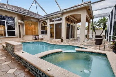 6842 Fairway Lakes Drive 1