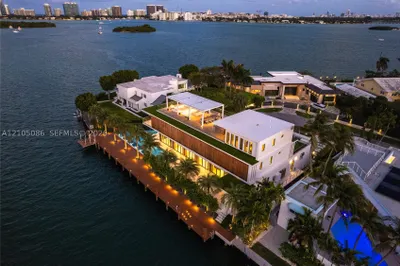 13390 Biscayne Bay Dr 1
