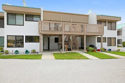 412 Southwind Drive #E2 1