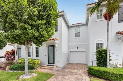 485 Graham Place 1