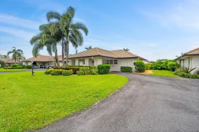 320 Villa Drive S 1