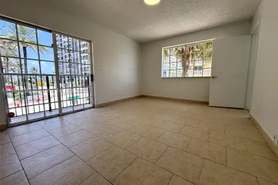 8900 Collins Ave #204 1